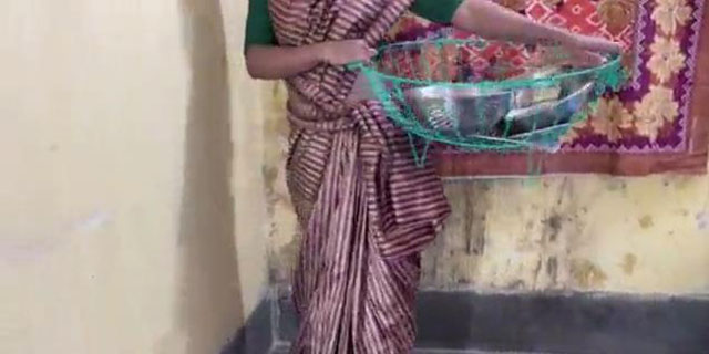Utensil seller village girl ki Chudai Cam pe