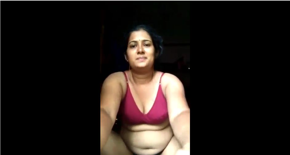 Birbhum village wife fingering pussy on selfie cam