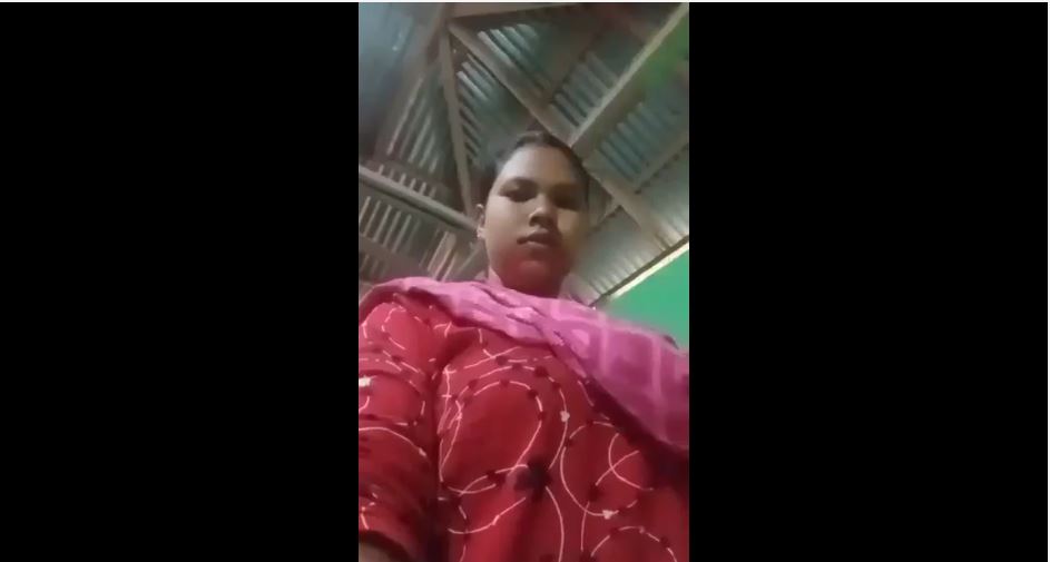 Big boobs Bangladeshi villager wife nude selfie MMS